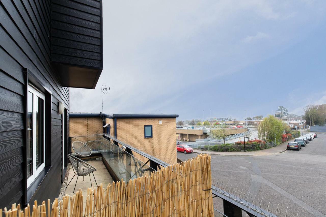 Velvet 2-Bedroom Apartment, Brewery Road, Hoddesdon Exterior foto